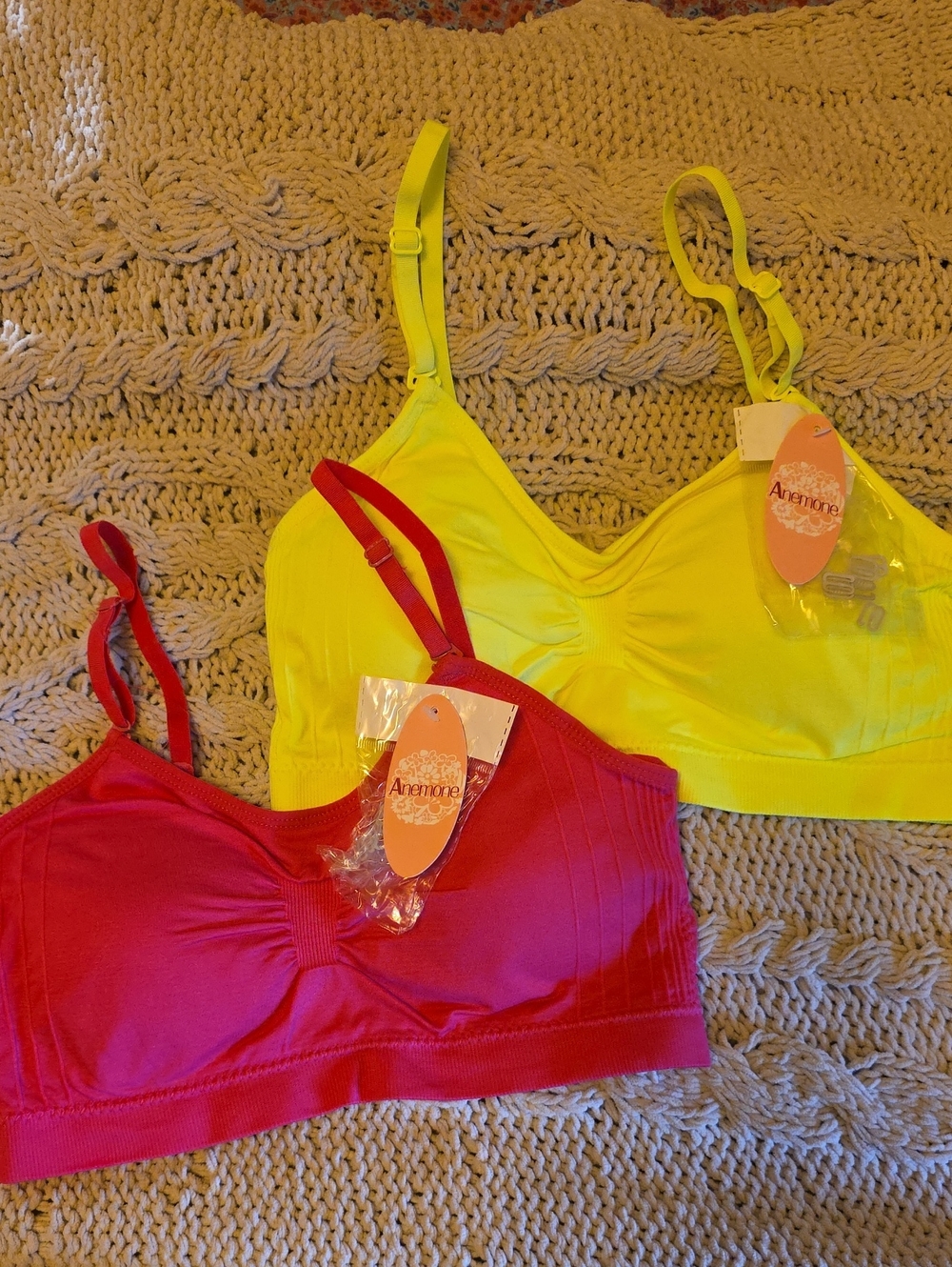 Anemone One Size Bras